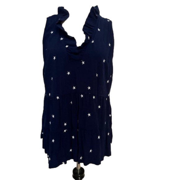 Crown & Ivy Sleeveless Tiered Tunic with Floppy Collar - Picture 1 of 6